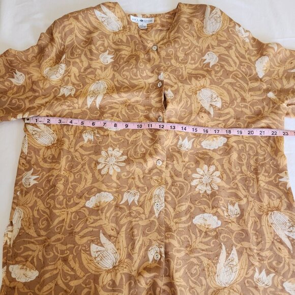 Real Clothes Sax 5th Ave Women's Size Large Mustard Floral Silk Button Up Top - Picture 13 of 15